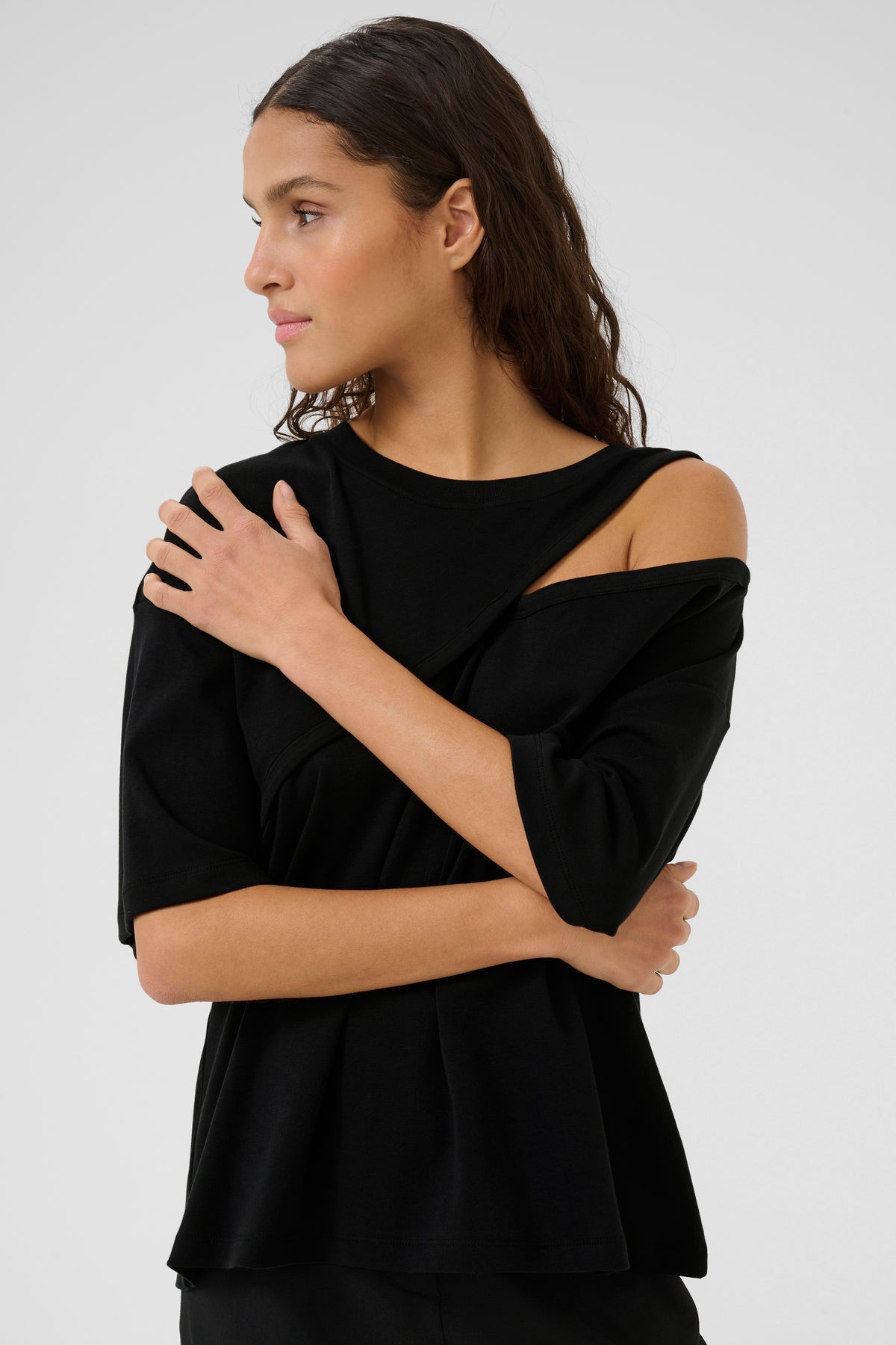 Renee Hole Tee | Meteorite