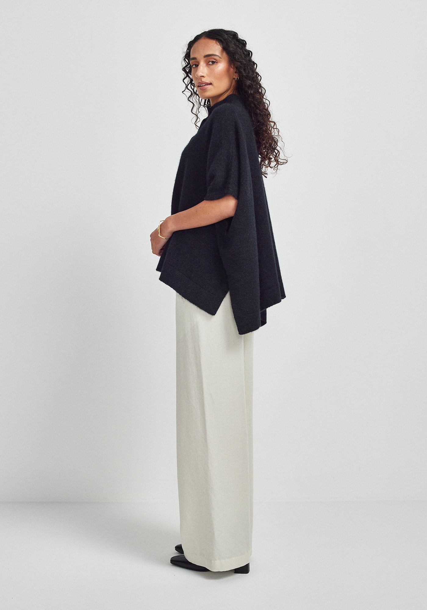 Anne Cape | Jet