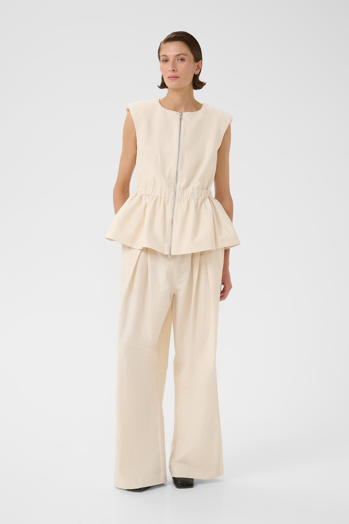 Emery Waistcoat | Egret