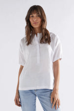 Load image into Gallery viewer, Elk Strom Linen Shirt - White
