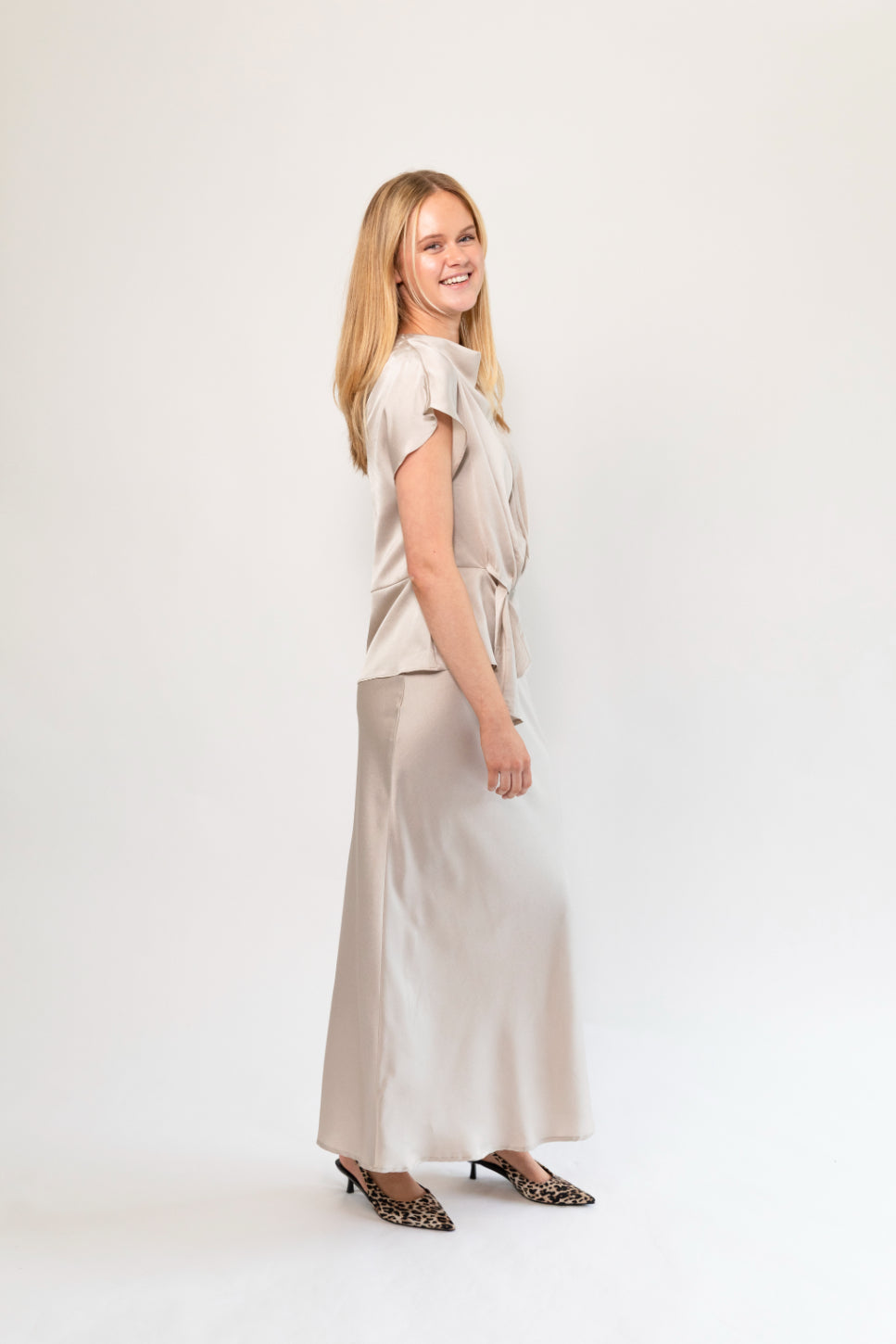 Acacia Tinja Blouse | Silver Cloud