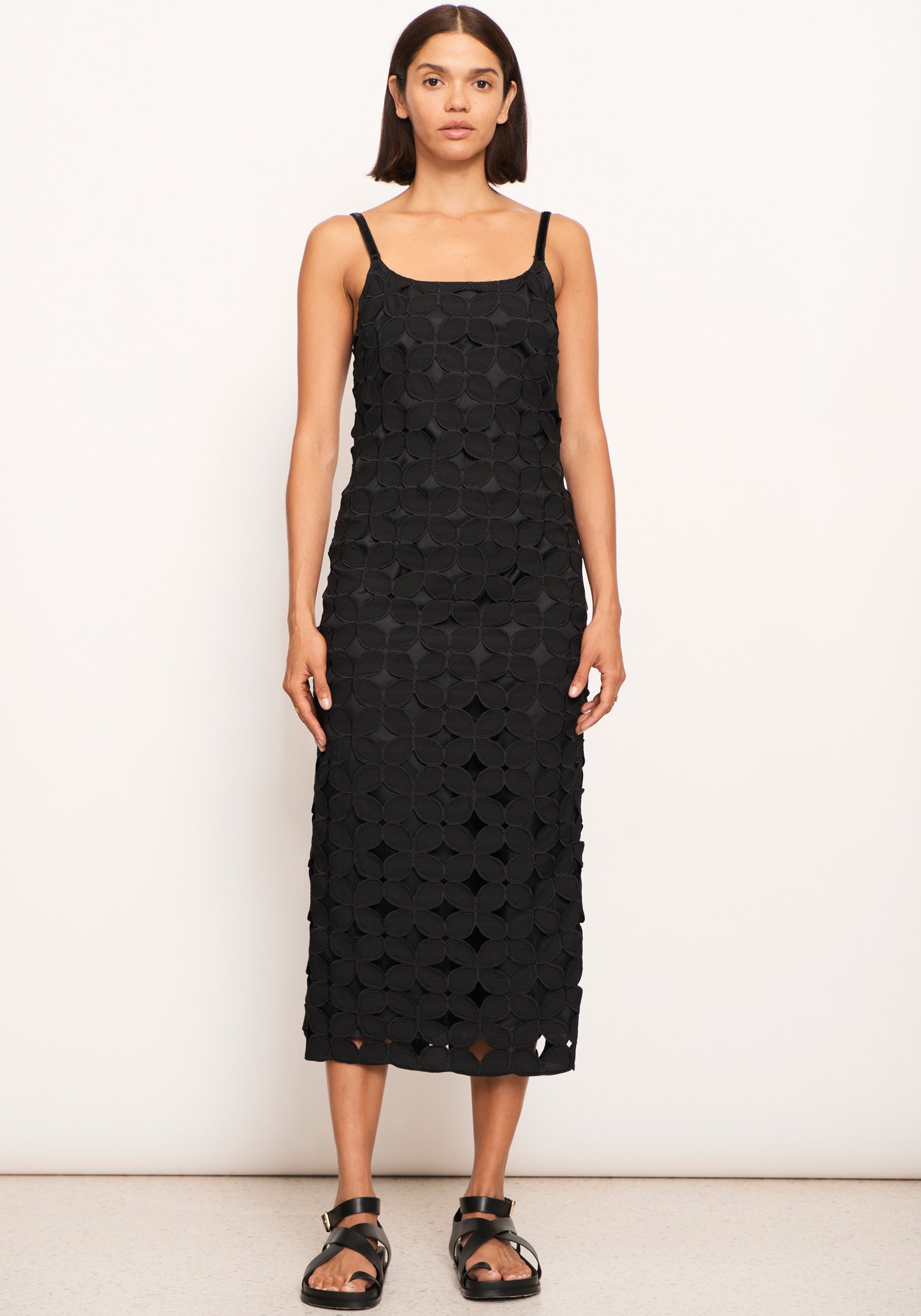 POL Sumi Lace Dress | Black