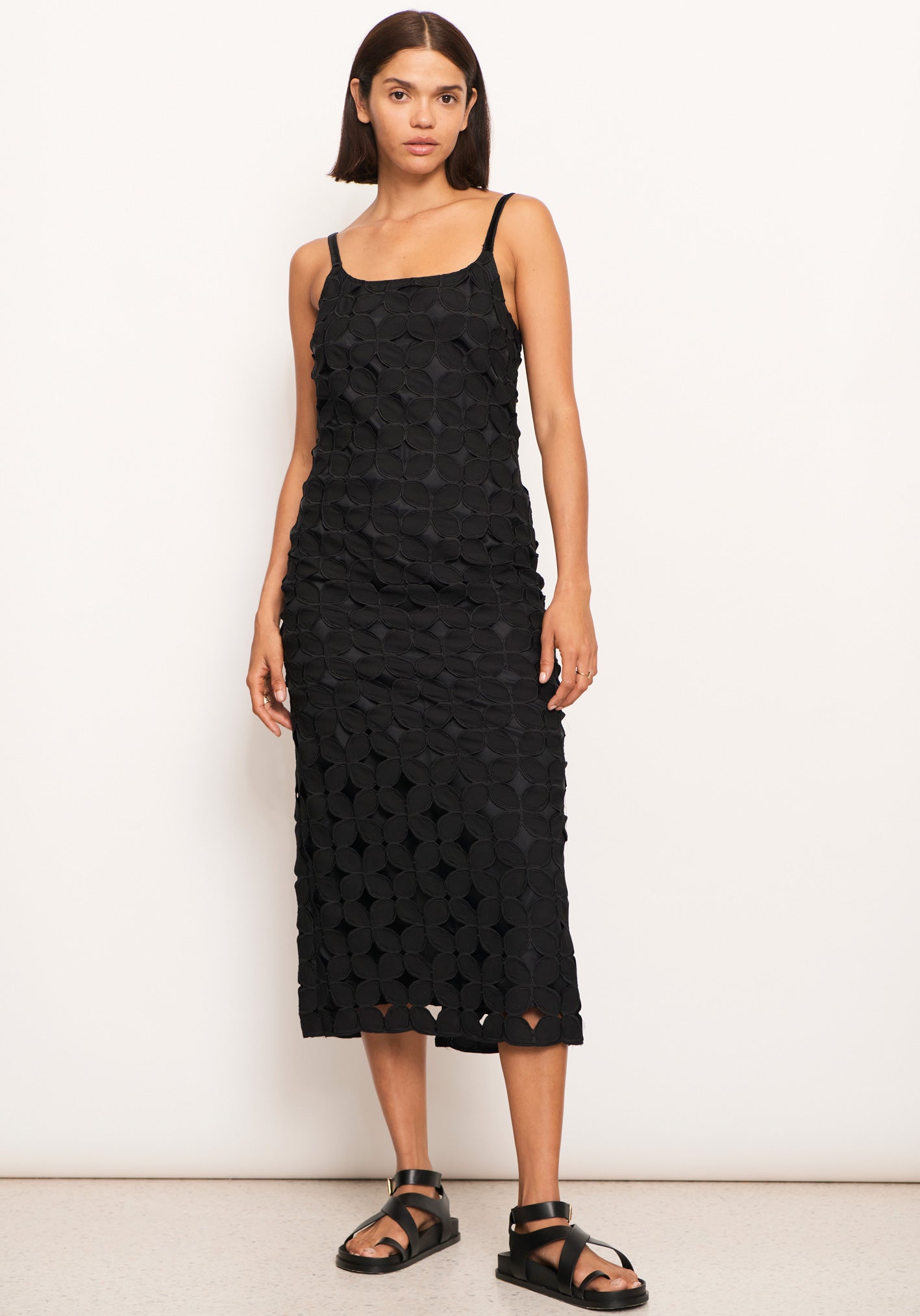 POL Sumi Lace Dress | Black